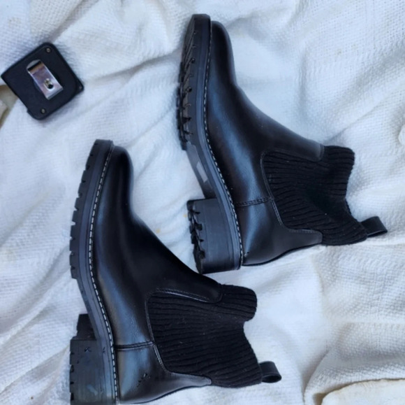 Kensie‎ Karolann lug sole Booties 8 - Picture 5 of 10